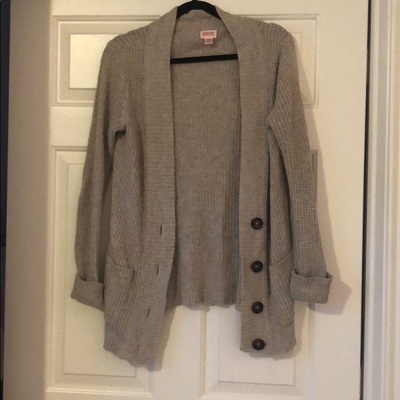 Long Cardigan - Picture 1 of 3